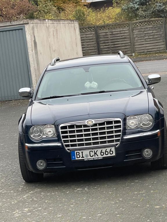 Bild des Angebotes Chrysler 300C Touring 5.7 V8 HEMI AWD Autom. -
