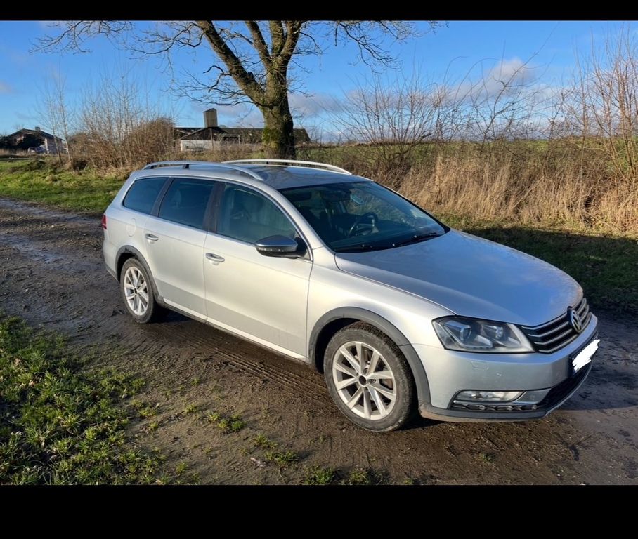 Bild des Angebotes Volkswagen Passat Alltrack 2.0 TDI DSG 4MOT 130kW Alltr...