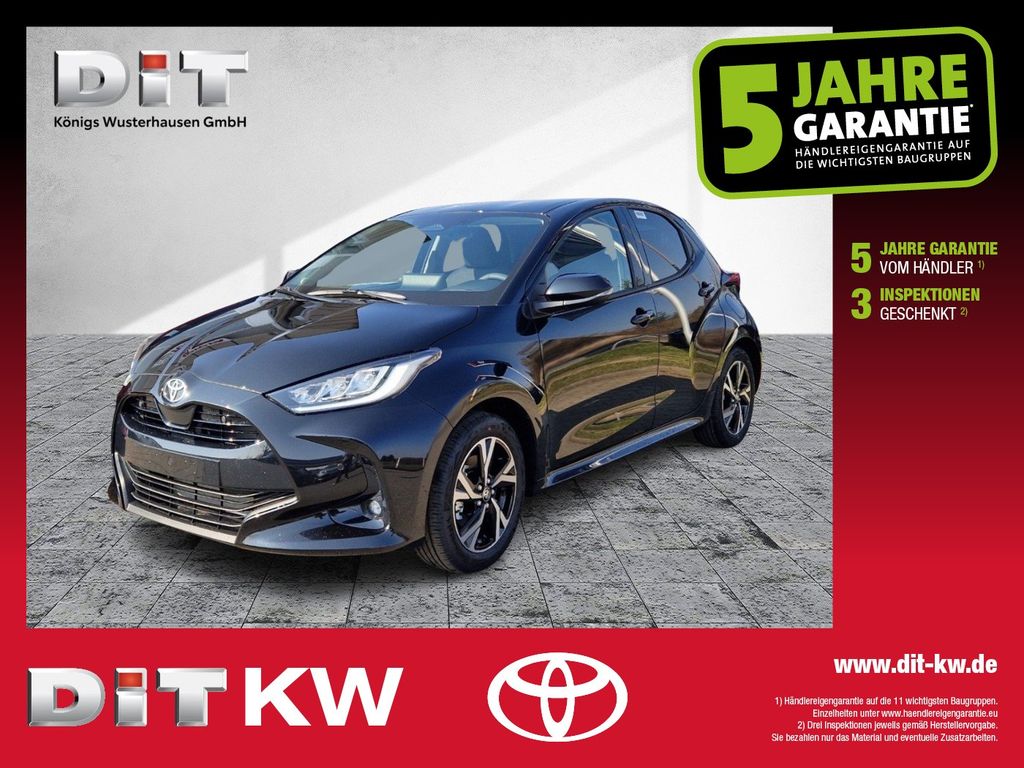 Bild des Angebotes Toyota Yaris 1.5 Teamplayer ACC+LED+SHZ+Fernlichtass.
