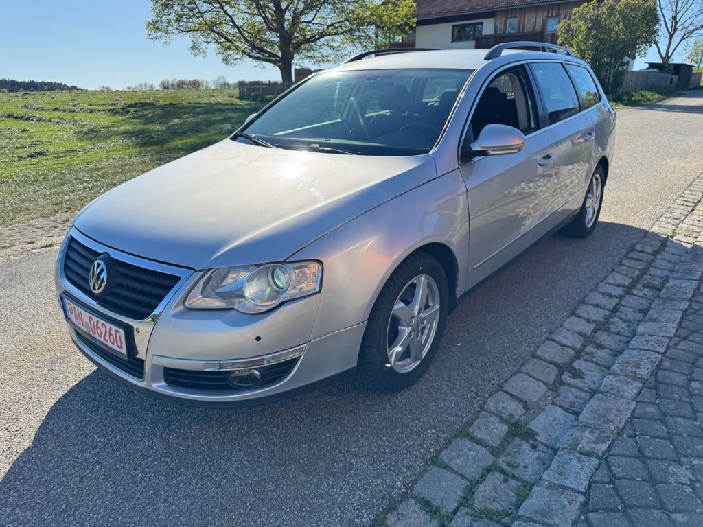 Bild des Angebotes Volkswagen Passat Variant Comfortline *4Motion*PDC*AHK*4x4