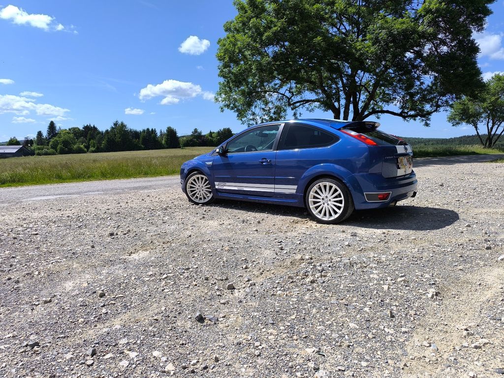 Ford Focus 2,5 ST ST RS Felgen Bastuck Navi