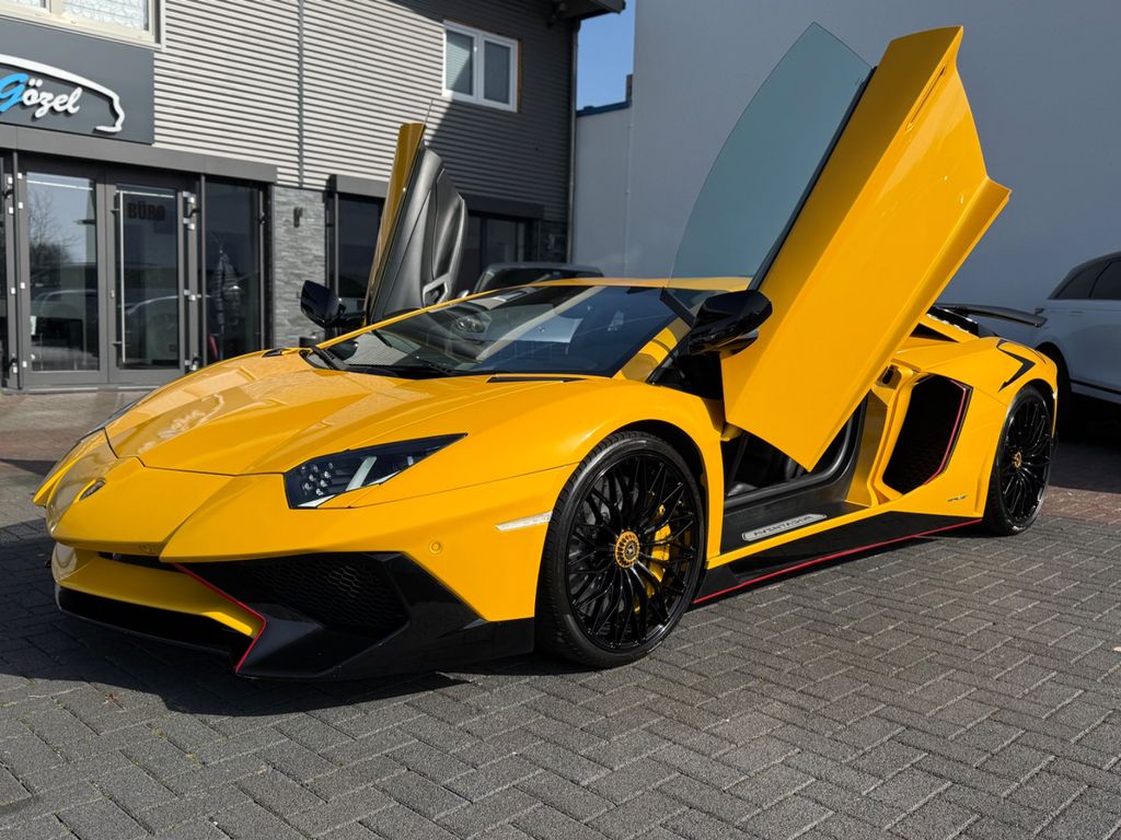 Bild des Angebotes Lamborghini Aventador LP 700-4 *2. Hand *SV *Lift *Keramik