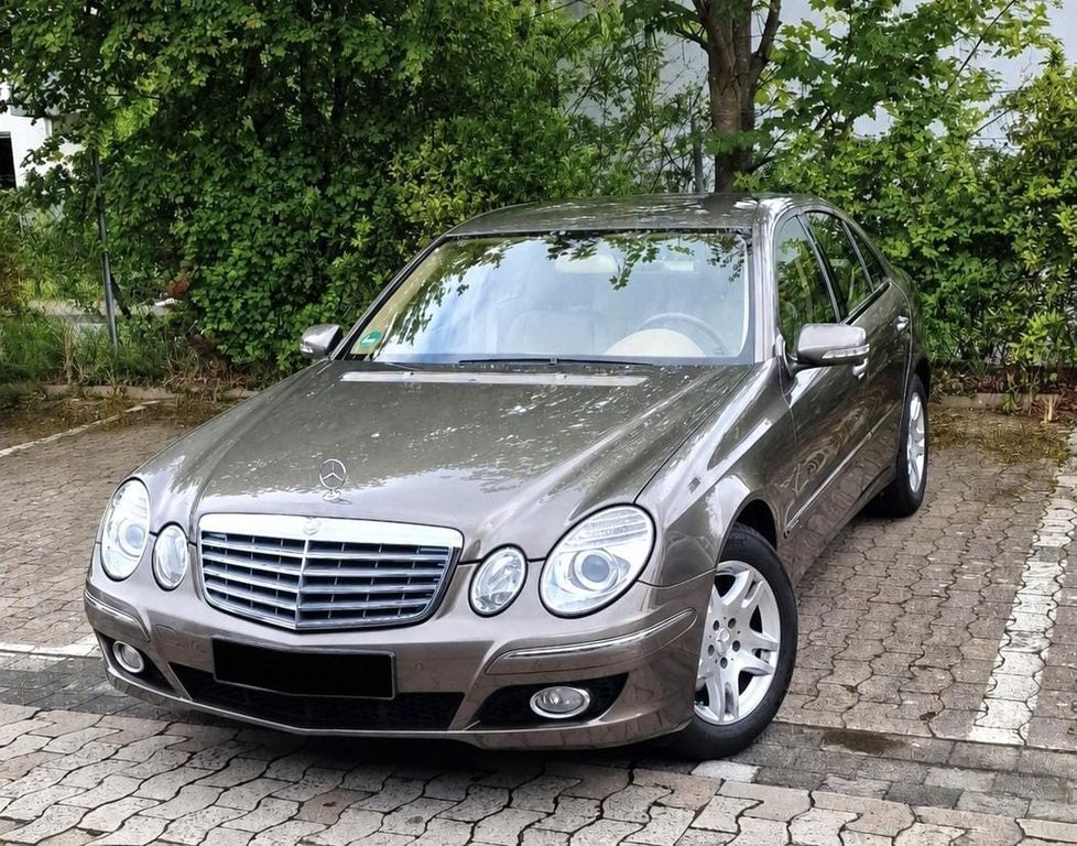 Bild des Angebotes Mercedes-Benz E 200 KOMPRESSOR  *Elegance*