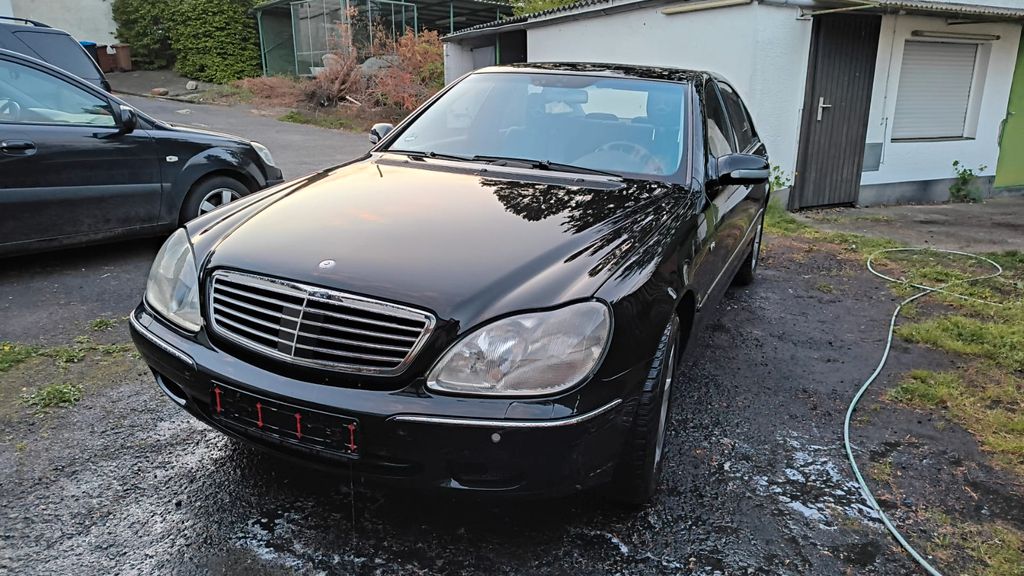 Mercedes-Benz S 600 L -