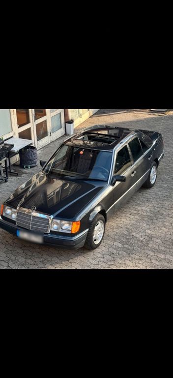 Bild des Angebotes Mercedes-Benz E 230