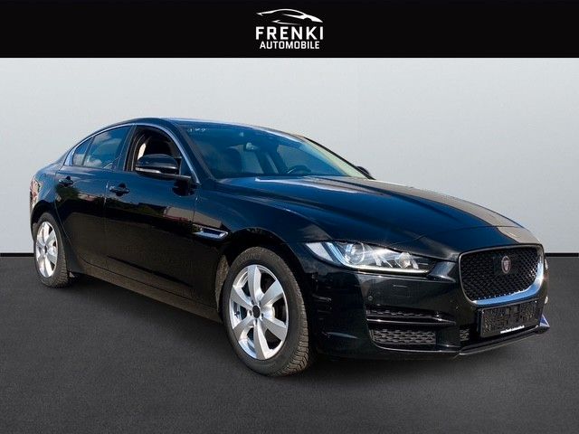 Bild des Angebotes Jaguar XE Pure  2.0 132.0kW 8-Gang Automatik