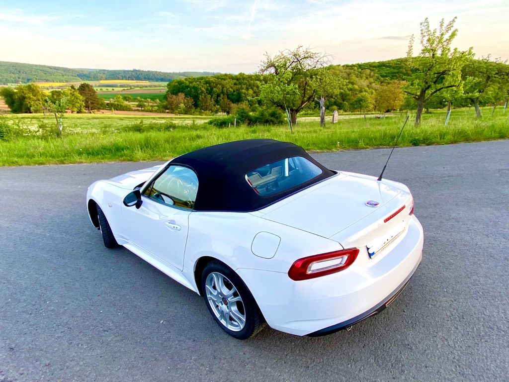 Bild des Angebotes Fiat 124 Spider Turbo Lusso & 4 Pakete 1. Hd