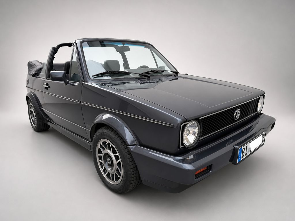 Volkswagen Golf I Cabrio Erdbeerkörbchen mit H-Zulassung