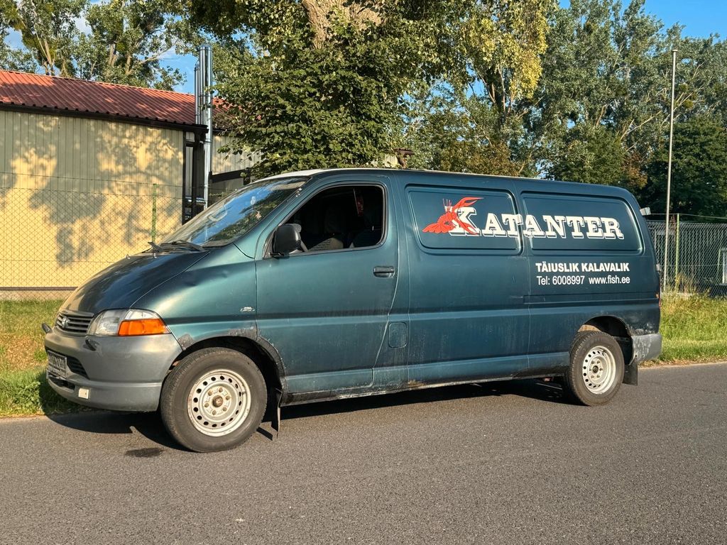 Toyota HiAce 2.4 D 4D / Lang 4x2