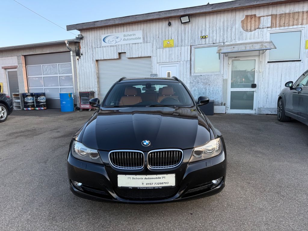 Bild des Angebotes BMW 325 Baureihe 3 Touring 325i xDrive.