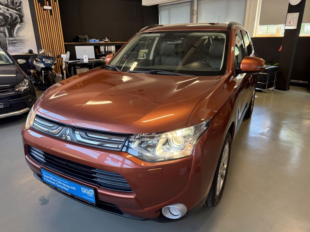 Bild des Angebotes Mitsubishi Outlander 2.2 DI- 4WD 1HAND AHK XENON RKM 7 SITZ