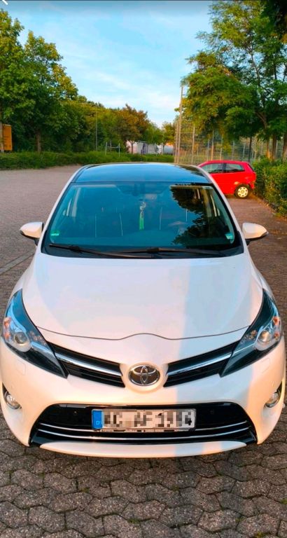 Bild des Angebotes Toyota Verso 2.0l D-4D Life 7-Sitzer Life