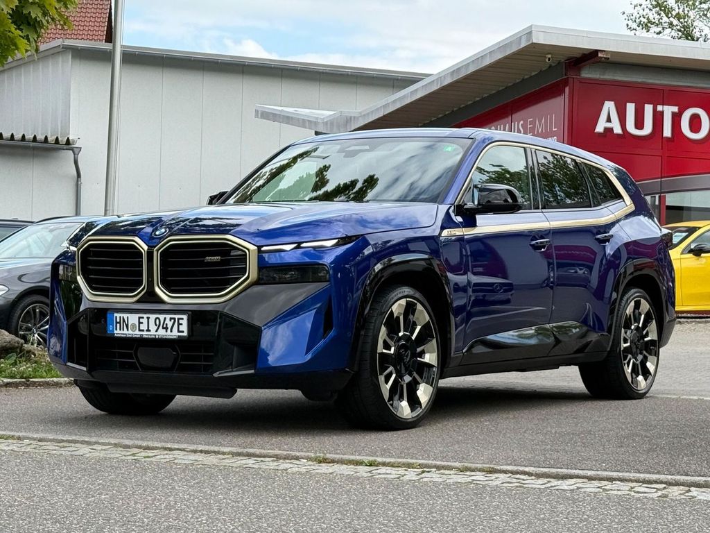 Bild des Angebotes BMW XM Individual Marina Bay Blau/Merino Leder