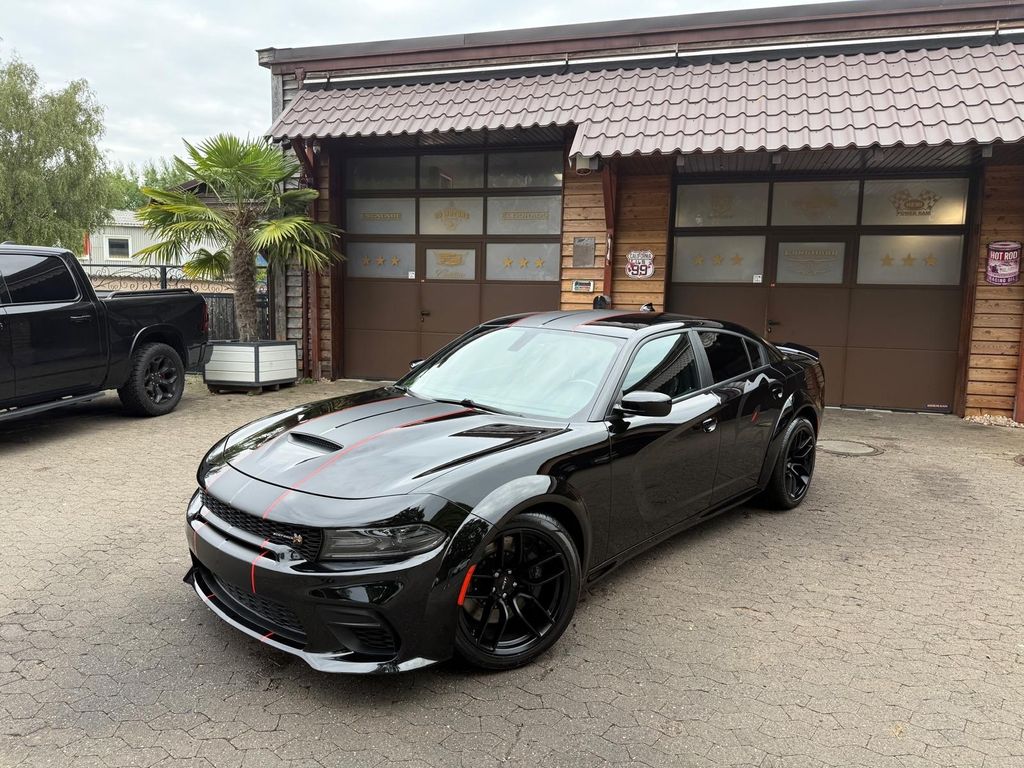 Bild des Angebotes Dodge ORI-WIDEBODY*6,4*V8 SRT*SCAT BACK*BREMBO*GARANTI