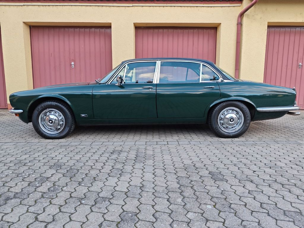 Bild des Angebotes Jaguar XJ12 - Serie 2 mit H-Kennzeichen