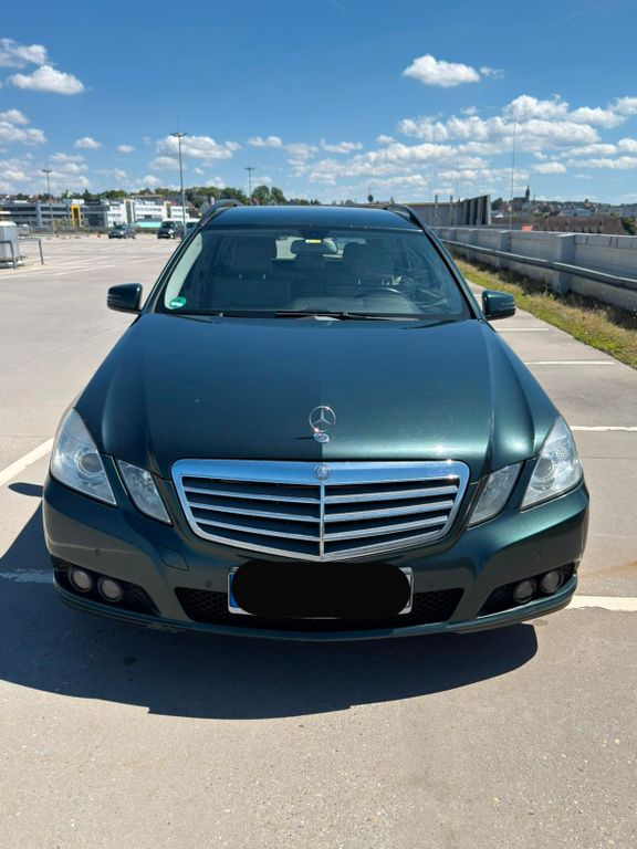 Bild des Angebotes Mercedes-Benz E 350 CDI T BlueEFFICIENCY