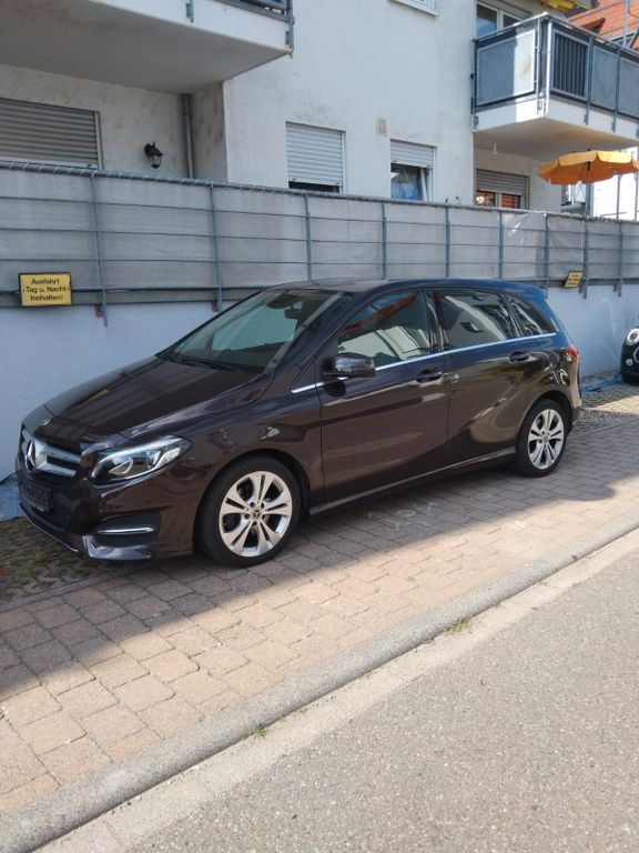 Bild des Angebotes Mercedes-Benz B 220 CDI - Top Gepflegt - Rentnerfahrzeug
