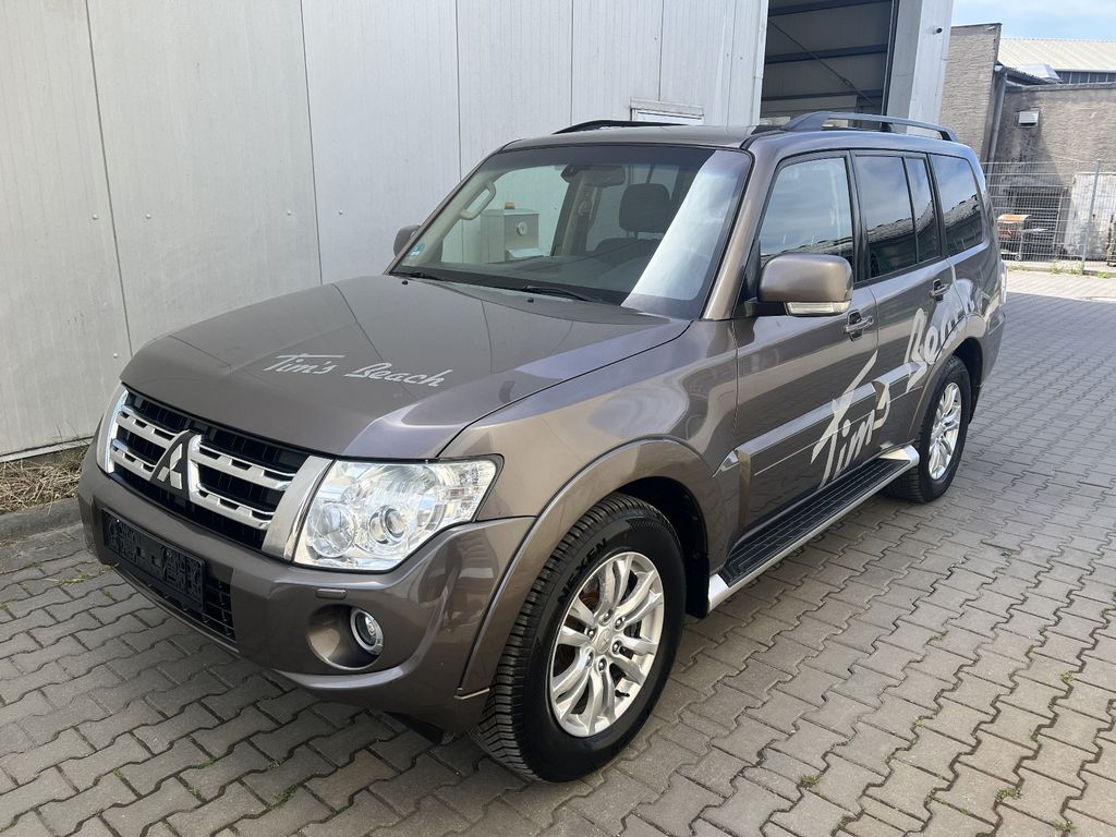 Bild des Angebotes Mitsubishi Pajero 3.2 DI-D Instyle.SHZ.AHK.7 Sitzer