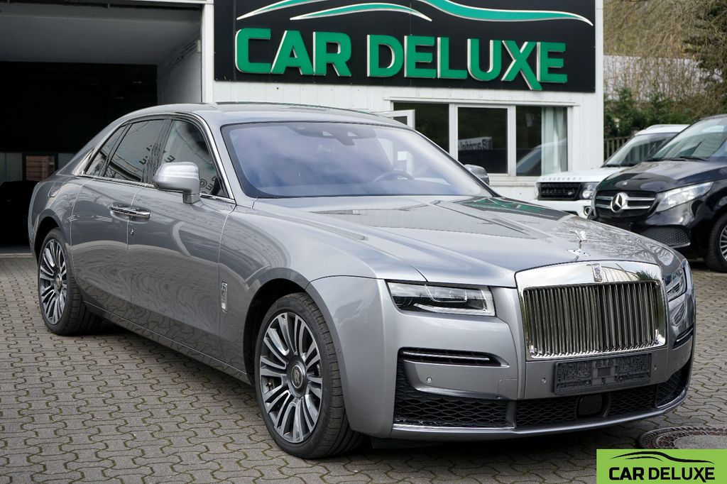 Bild des Angebotes Rolls-Royce Ghost 4SEATS*STARS*BESPOKE*ILLUM-GRILL*4MASSAGE