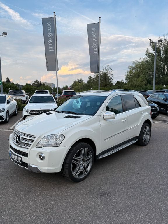 Bild des Angebotes Mercedes-Benz ML 420 CDI 4MATIC - Pano/ AHK/ H&K/ AMG Paket