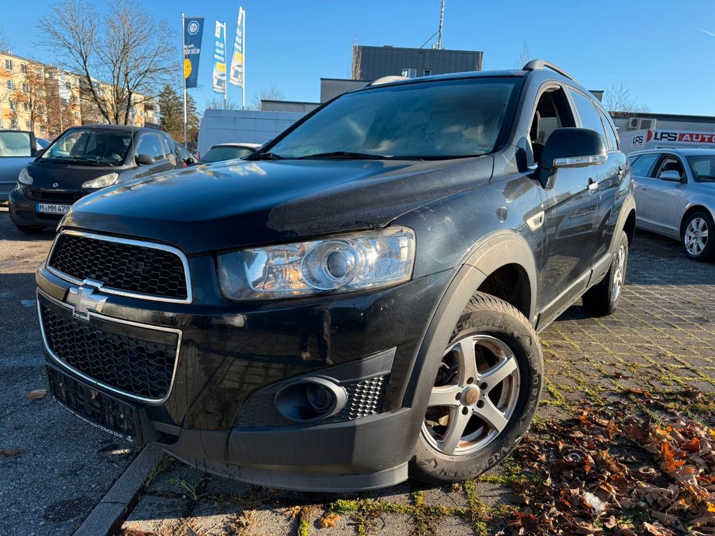 Bild des Angebotes Chevrolet Captiva 2.4 LS 2WD