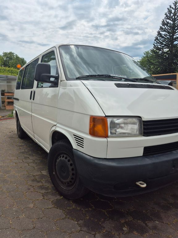 Bild des Angebotes Volkswagen T4 Bus, perfekte Basis zum Camper