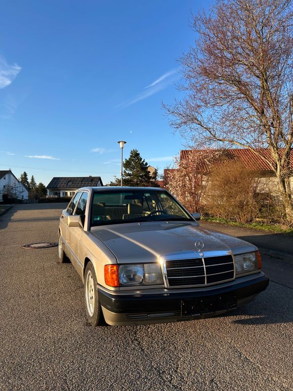 Mercedes-Benz 190