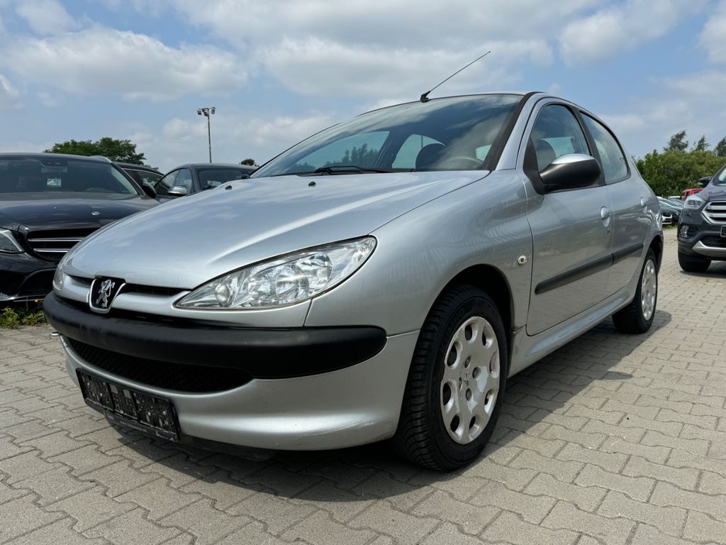 Bild des Angebotes Peugeot 206 Grand Filou Cool Automatik