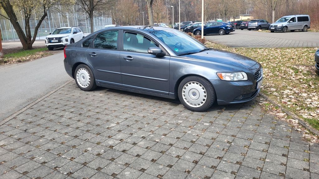 Bild des Angebotes Volvo S40 2.4i Momentum Momentum