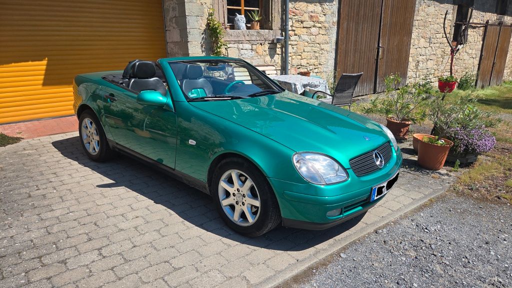 Bild des Angebotes Mercedes-Benz 200 - designo