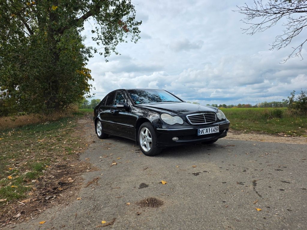 Bild des Angebotes Mercedes-Benz C 240 Avantgarde, 2.Hand, Tempomat, Standheizung