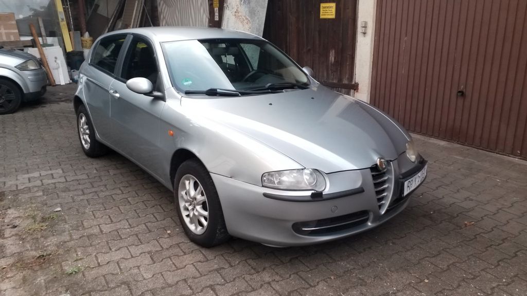 Bild des Angebotes Alfa Romeo 147 1.6 16V T.Spark ECO Distinctive Distinctive