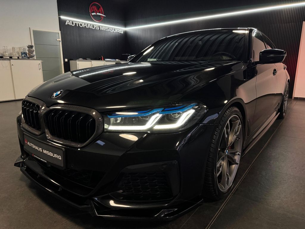 Bild des Angebotes BMW M550 i xDrive Lim./Stand-Hz+Schiebedach+Head-Up