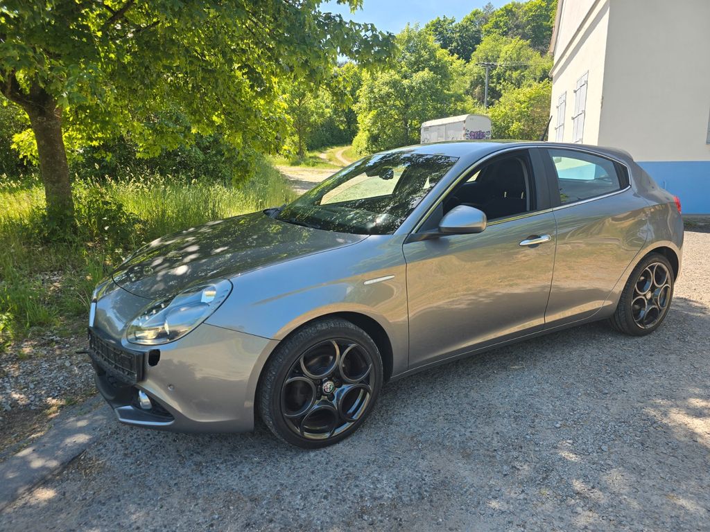 Bild des Angebotes Alfa Romeo Giulietta Super 1.4 Navi RKam Xenon Tempom 120PS