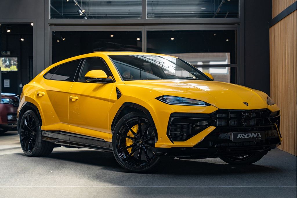 Lamborghini Urus SE Massage Pano Stoelventilatie 4.0 V8 Hybr