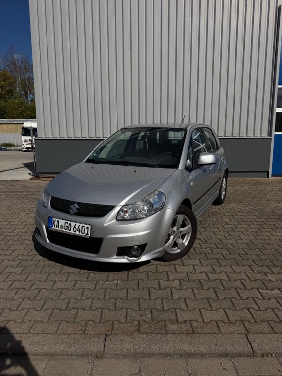 Bild des Angebotes Suzuki SX4 1.6 VVT 2WD Comfort Streetline City Comf...