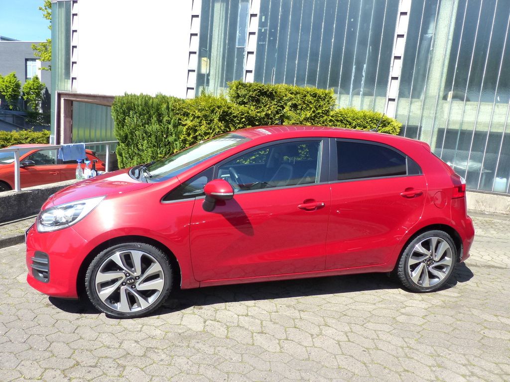 Bild des Angebotes Kia Rio Spirit Automatik/Navi/Kamera/Leder/2.Hd