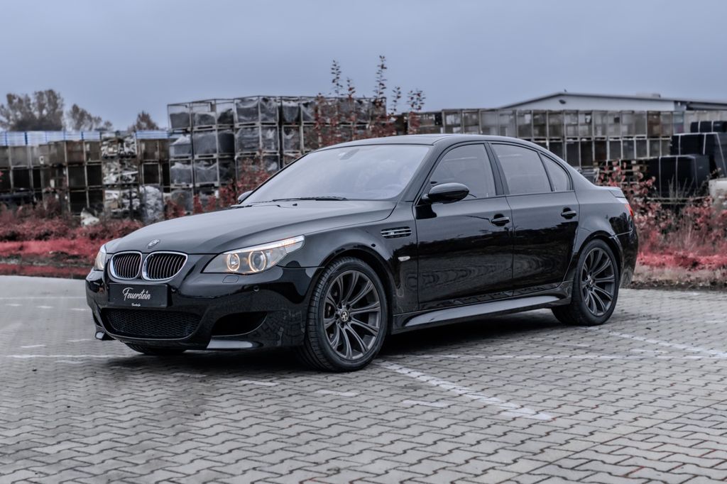Bild des Angebotes BMW M5*E60*LEGENDE*V10*MEGA-AUSSTATTUNG*SELTEN*TOP