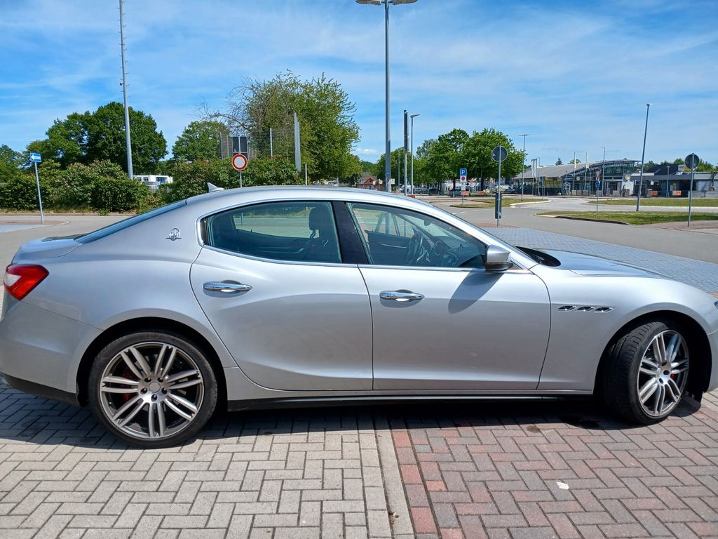 Bild des Angebotes Maserati Ghibli  37880 KM Benzin .22999€ exkl .Mwst €