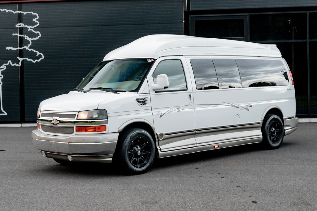 Bild des Angebotes Chevrolet Express 2500 Explorer Limited SE Long