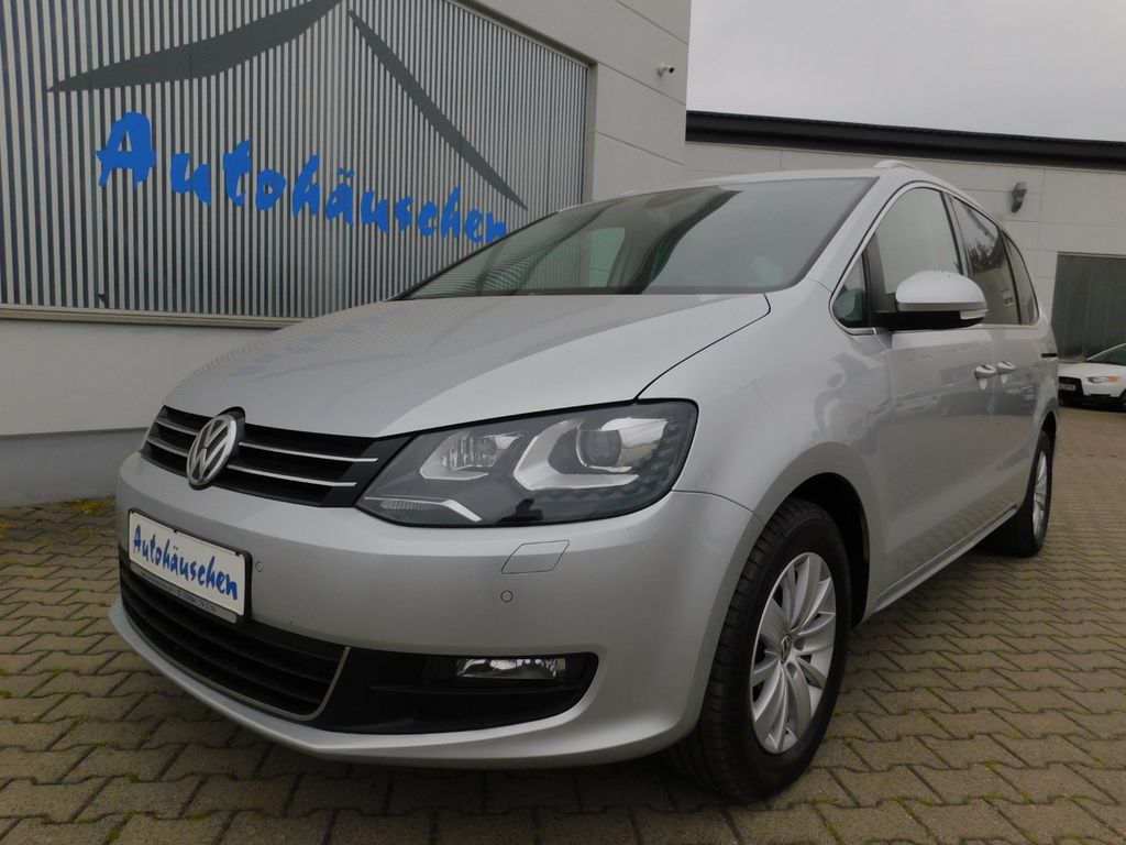 Bild des Angebotes Volkswagen Sharan 1.4 TSI DSG Comfortline 7.Sitze/Xenon/Cam