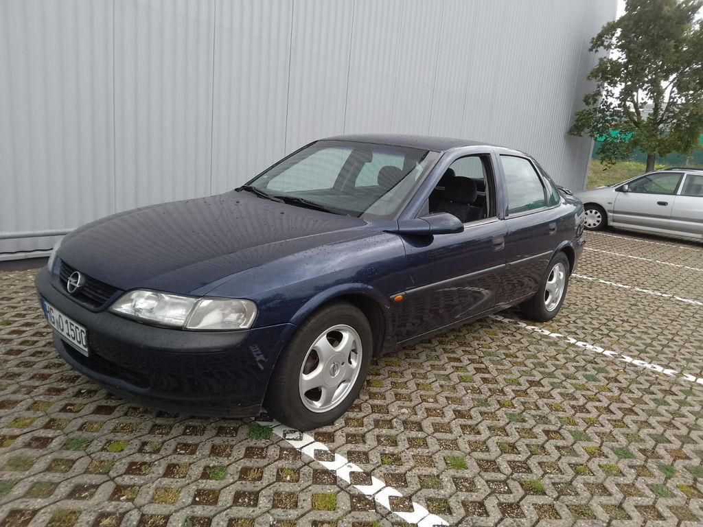 Bild des Angebotes Opel Vectra 1.8 16V CD  1.Hand , Klima ABS, TüV Neu!!