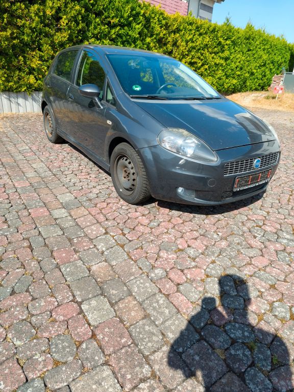 Bild des Angebotes Fiat Punto | Frischer Tüv & Service  | unfallfre
