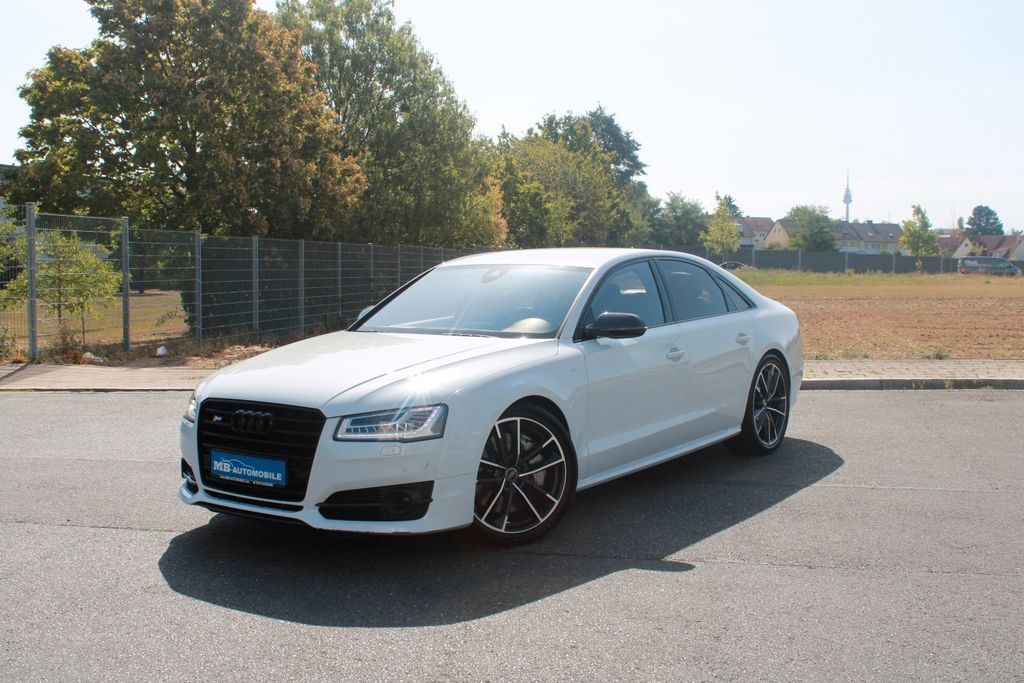 Bild des Angebotes Audi S8 4.0 TFSI quattro plus Carbon 21"Alu Massage