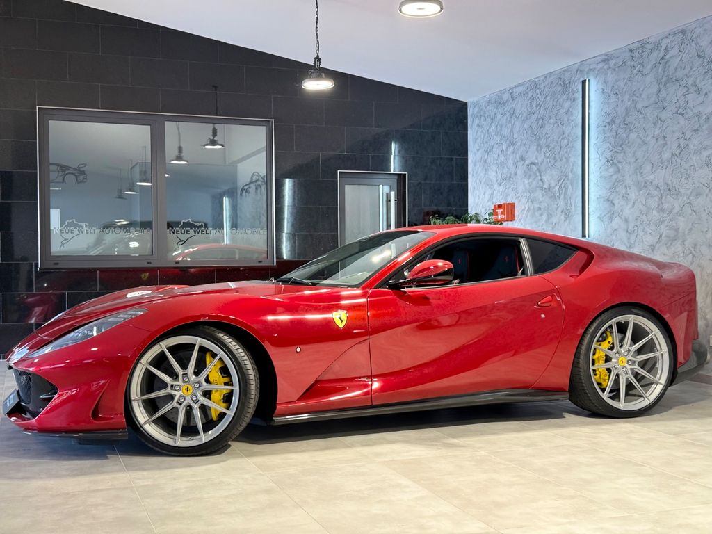 Bild des Angebotes Ferrari 812 Superfast/NOVITEC/LIFT/CARBON/PASSANGE/TITAN