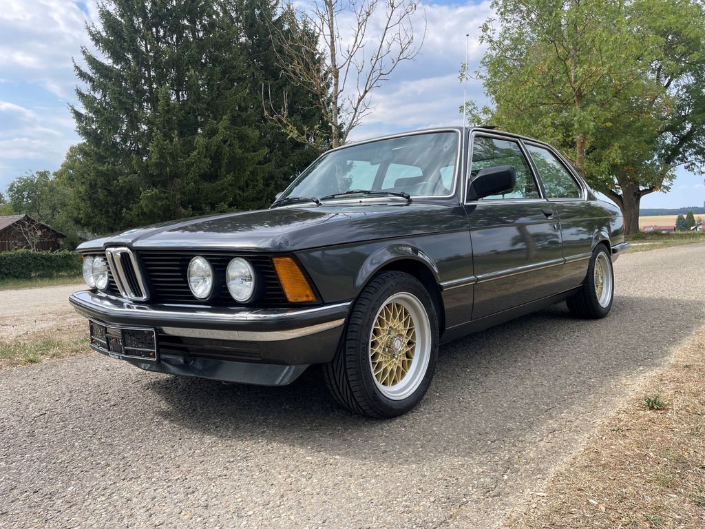BMW 323i 138t km 1. Hand sehr gepflegt TÜV neu