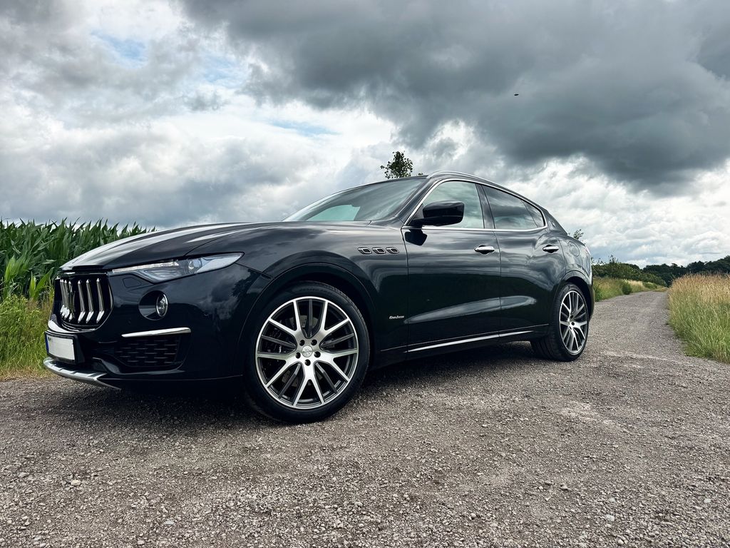 Bild des Angebotes Maserati Levante S I lückenlos I MwSt. ausweisbar I Pano