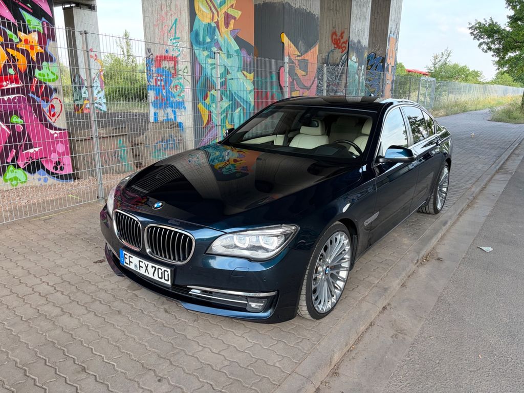 Bild des Angebotes BMW 740d INDIVIDUAL|ACC|SOFTCL|F01|TÜV06/28 BMW-SH