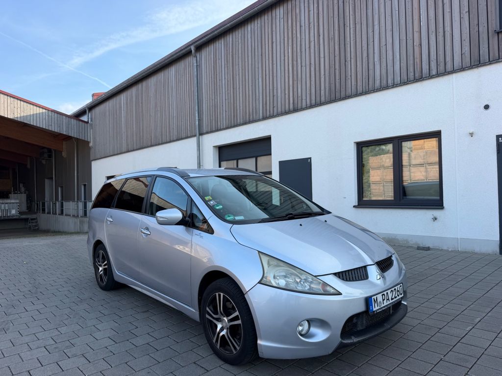 Mitsubishi Grandis 2.0 Invite 30 Jahre Edition 7-Sitzer