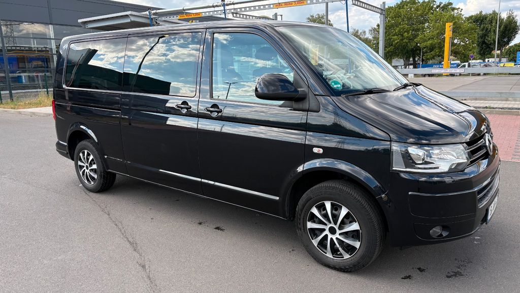 Bild des Angebotes Volkswagen Caravelle T5 TDI Bluemotion langer Radstand